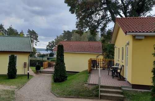 Plau am See House | Appartement mit Terrasse & Küche - Ferienanlage zum See Hotel