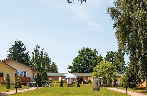 Plau am See House | Appartement mit Terrasse & Küche - Ferienanlage zum See Hotel