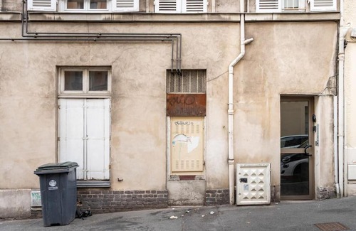 Quartier Vieux Marche-Cathedrale Apartment | Appartement Moderne Vieux Marché