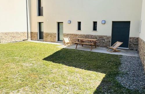 Formigueres Apartment | Appartement neuf 6 personnes JARDIN