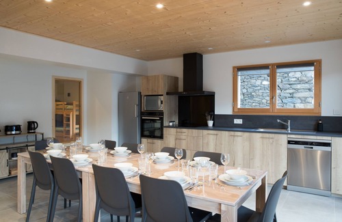 Valmeinier Apartment | Appartement Neuf Pied de Piste Belles Prestations
