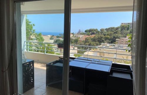 Fabron Apartment | appartement Nice ,terrasse ,mer