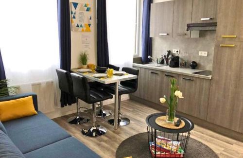 Saint-Omer Apartment | Appartement - parking privé gratuit, proche centre-ville et gare de Saint-Omer