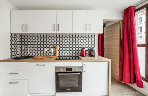 Quartier de la Folie-Mericourt Apartment | Appartement Parmentier (3 étoiles) - Welkeys