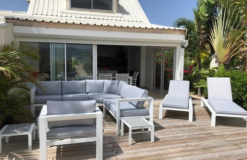 Nettle Bay Apartment | Appartement pieds dans l'eau, grand standing