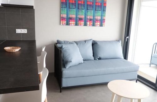 La Tranche-sur-Mer Apartment | Appartement plage, piscine, balcon, animaux, parking - FR-1-194-201