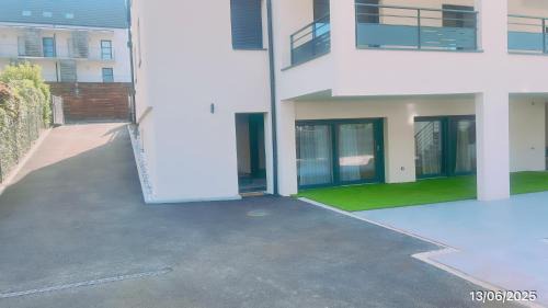 Mittelwihr Apartment | Appartement plain-pied en Alsace