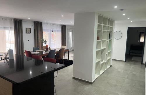 Mittelwihr Apartment | Appartement plain-pied en Alsace