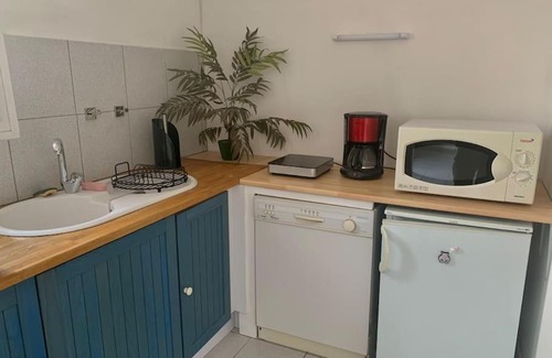 Pierrevert Apartment | Appartement privé avec terrasse, golf du Luberon