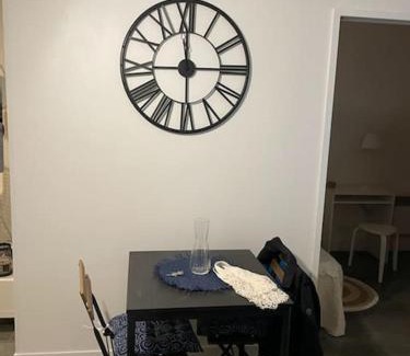 Hincmar Apartment | Appartement proche conservatoire hyper centre