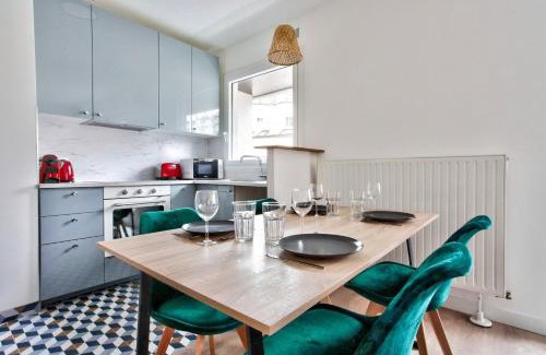 Jardin des plantes Apartment | Appartement Quartier Panthéon Free Netflix