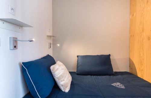 Arc-2000 Apartment | Appartement rénové 3 pièces avec balcons, WIFI, proche centre station - FR-1-346-533