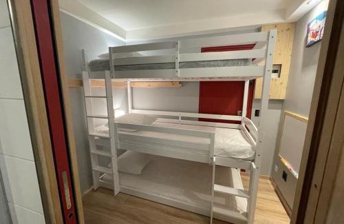 Arc-2000 Apartment | Appartement rénové 6 pers · Centre station · Balcon · TV · Lave-vaisselle · Lave-linge - FR-1-346-548