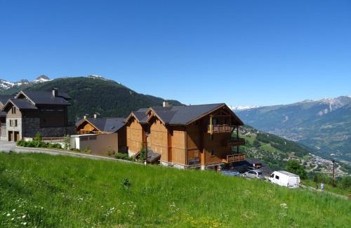 Vallandry Apartment | Appartement rénové 4 pièces, 8 pers, près des pistes, Vallandry, parking, balcon sud - FR-1-411-154