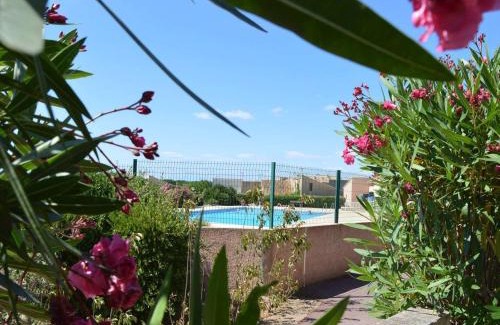 Saint-Pierre-la-Mer Apartment | Appartement RDC 2 pièces+cabine, piscine, terrasse, parking privé - Saint Pierre La Mer - FR-1-229D-71