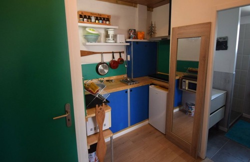 Euzet Apartment | Appartement Rez de Chaussée ,terrasse ,au Pied des Cévennes Entre Uzes et Anduze