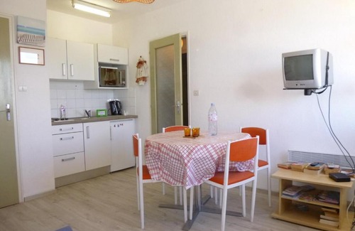Saint-Jean-de-Monts Apartment | Appartement Saint-Jean-de-Monts, 2 pièces, 4 personnes - FR-1-224C-146