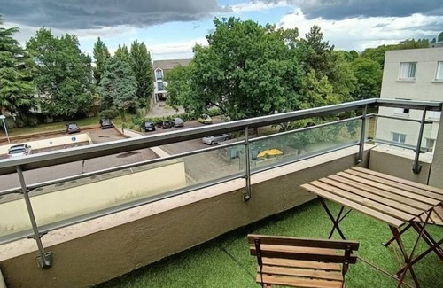 Saint-Jacques-de-la-Lande Apartment | Appartement Sans vis a vis à 2 min de la Rocade