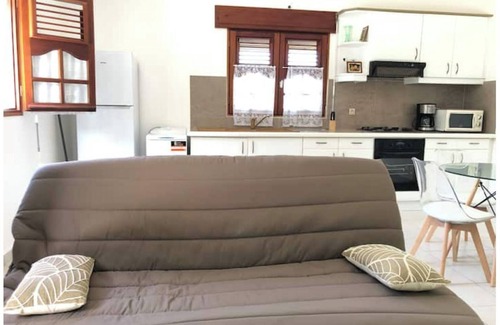 Trois-Rivieres Apartment | Appartement Sapotille - Spatieuse Climatisée - Wifi