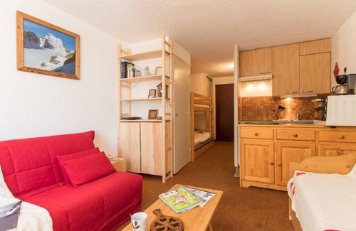 La Salle-les-Alpes Apartment | Appartement Serre Chevalier, 1 pièce, 4 personnes - FR-1-330F-126