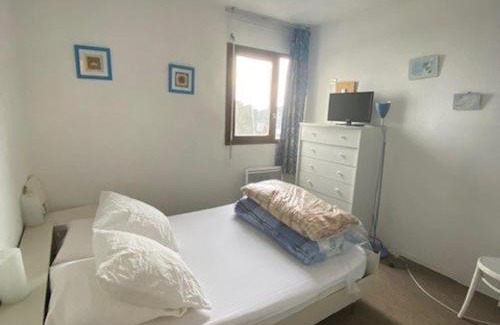 Arette Apartment | Appartement skis aux pieds 6 pers, parking gratuit - FR-1-602-117
