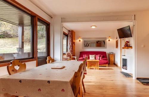 Meribel-Mottaret Apartment | Appartement skis aux pieds avec double balcon près de Méribel - FR-1-355-101