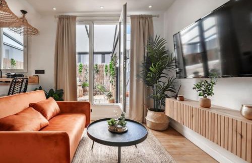 Centre-ville Apartment | Appartement spa : O'Spa Zen Jacuzzi-Sauna-Terrasse