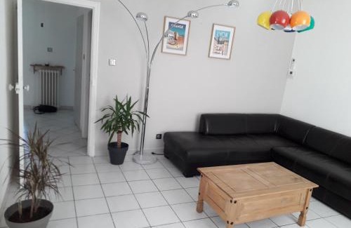Orange Apartment | APPARTEMENT SPACIEUX