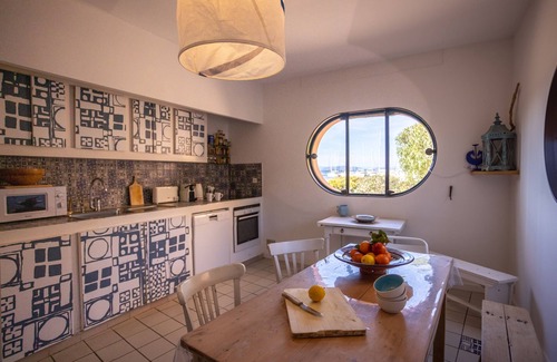 Porquerolles Apartment | APPARTEMENT SUR LE PORT DE PORQUEROLLES
