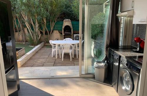 Sanary-sur-Mer Apartment | Appartement T1 avec jardin