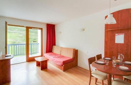 La Mongie Apartment | Appartement T2 4 personnes, pied des pistes, parking privé, piscine