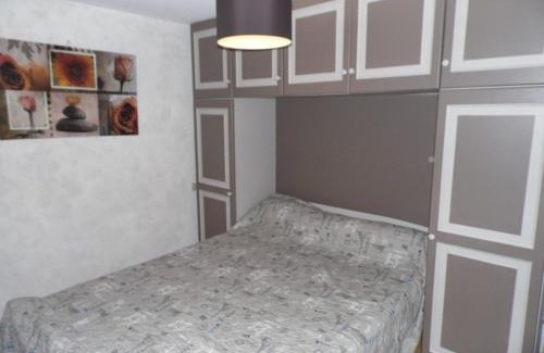 Marseillan Plage Apartment | Appartement T2 cabine en RDC avec terrasse privative, parking et équipements confortables. - FR-1-326-383
