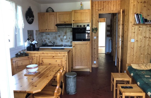 Villard-de-Lans Apartment | Appartement T2 Centre Village . Lumineux