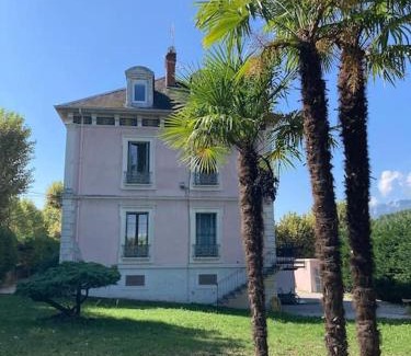 Aix-les-Bains Apartment | Appartement T3 73 m2 villa Les Tamaris Aix-les-Bains
