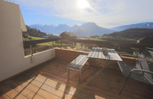 Talloires-Montmin Apartment | Appartement Talloires vue lac et montagnes