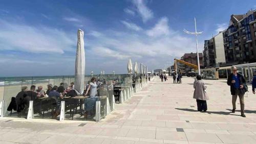 Malo-les-Bains Apartment | Appartement terrasse Malo à 2 pas de la plage
