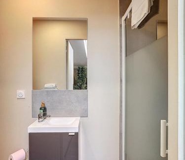 Riom Apartment | Appartement tout neuf 2 pers N4