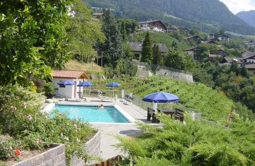Schenna Apartment | Appartement Tschivon