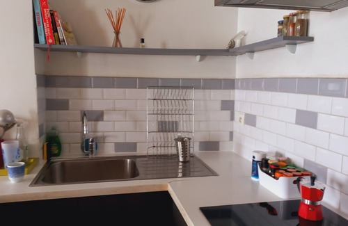 Quartier du Pont-de-Flandre Apartment | Appartement Typiquement Parisien Avec Charme