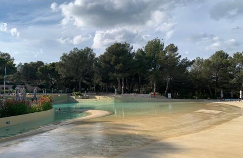 Pont Royal Apartment | Appartement Village P&V domaine du golf Pont Royal Provence avec PARC AQUATIQUE