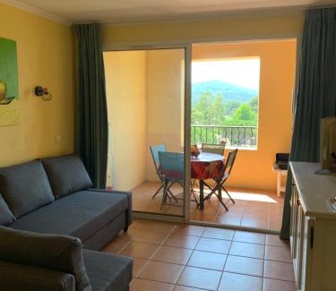 Pont Royal Apartment | Appartement Village P&V domaine du golf Pont Royal Provence avec PARC AQUATIQUE