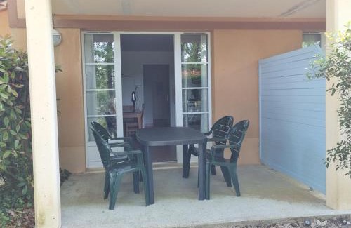 Monflanquin Apartment | Appartement Vue sur Lac
