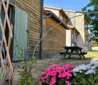 Chomelix Apartment | Appartements indépendants dans chalet en Auvergne