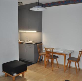 Podersdorf am See Apartment | Appartmenthaus Josefikeller
