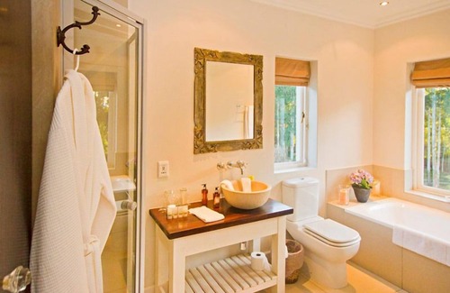 George Bed & Breakfast | Apple and Spice Guesthouse