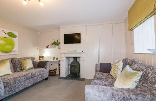 Crantock House | Apple Barn