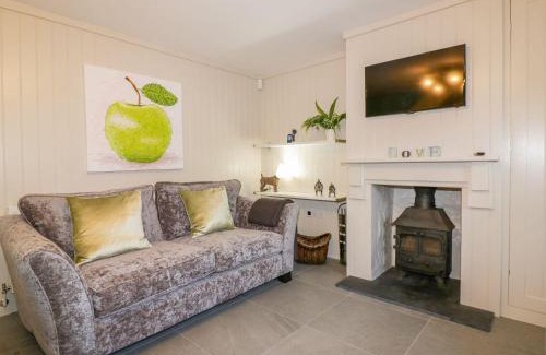 Crantock House | Apple Barn
