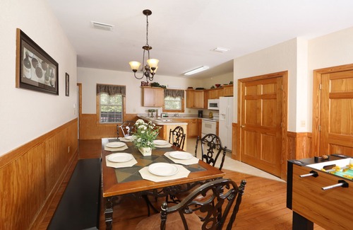 Pigeon Forge Ski Chalet | Apple Blossom 10 - Two Bedroom Chalet