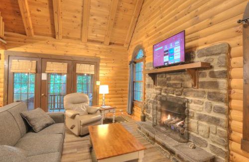 Millersburg House | Apple Blossom Cabin by Amish Country Lodging
