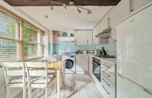 Frome House | Apple Cottage - Central Frome - Outdoor Space